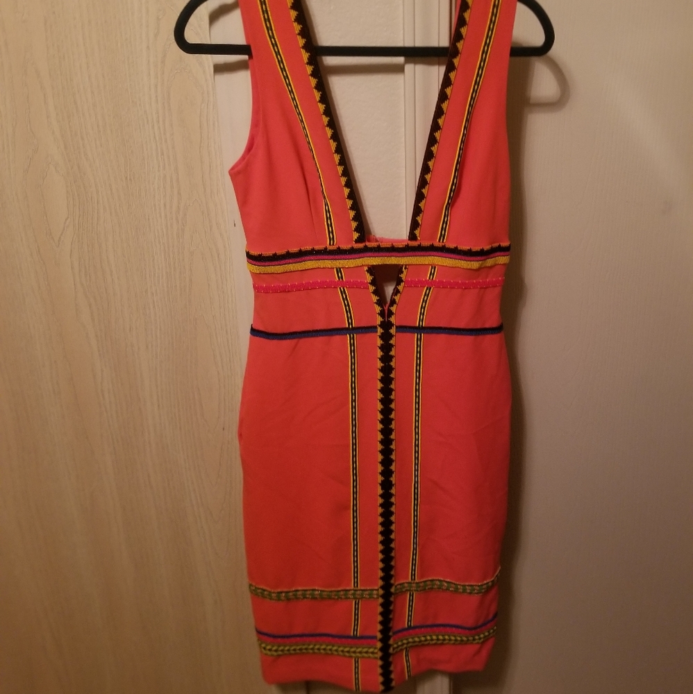 Dress - Picture 3 of 3